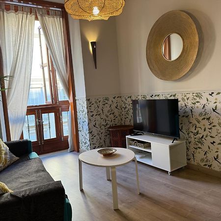 Amazing Apartment In Malaga Oldtown Calle Carreteria Free Wifi&Ac Exterior photo